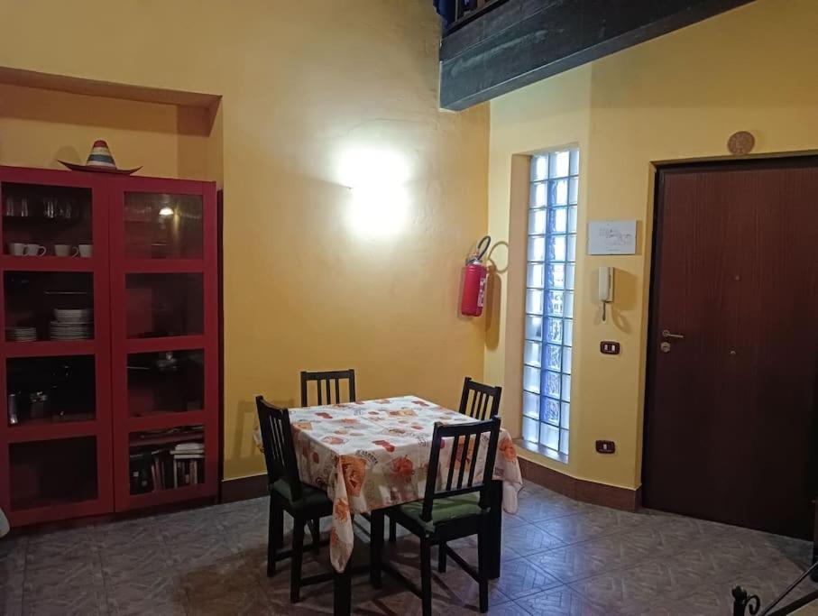 Appartamento Centro Storico 2 Napels Buitenkant foto